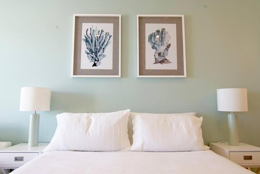 Sea Lovers - Sea Front - Studio Apartment Монте Гордо Екстериор снимка